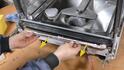 замена резинового уплотнителя дверцы посудомоечной машины